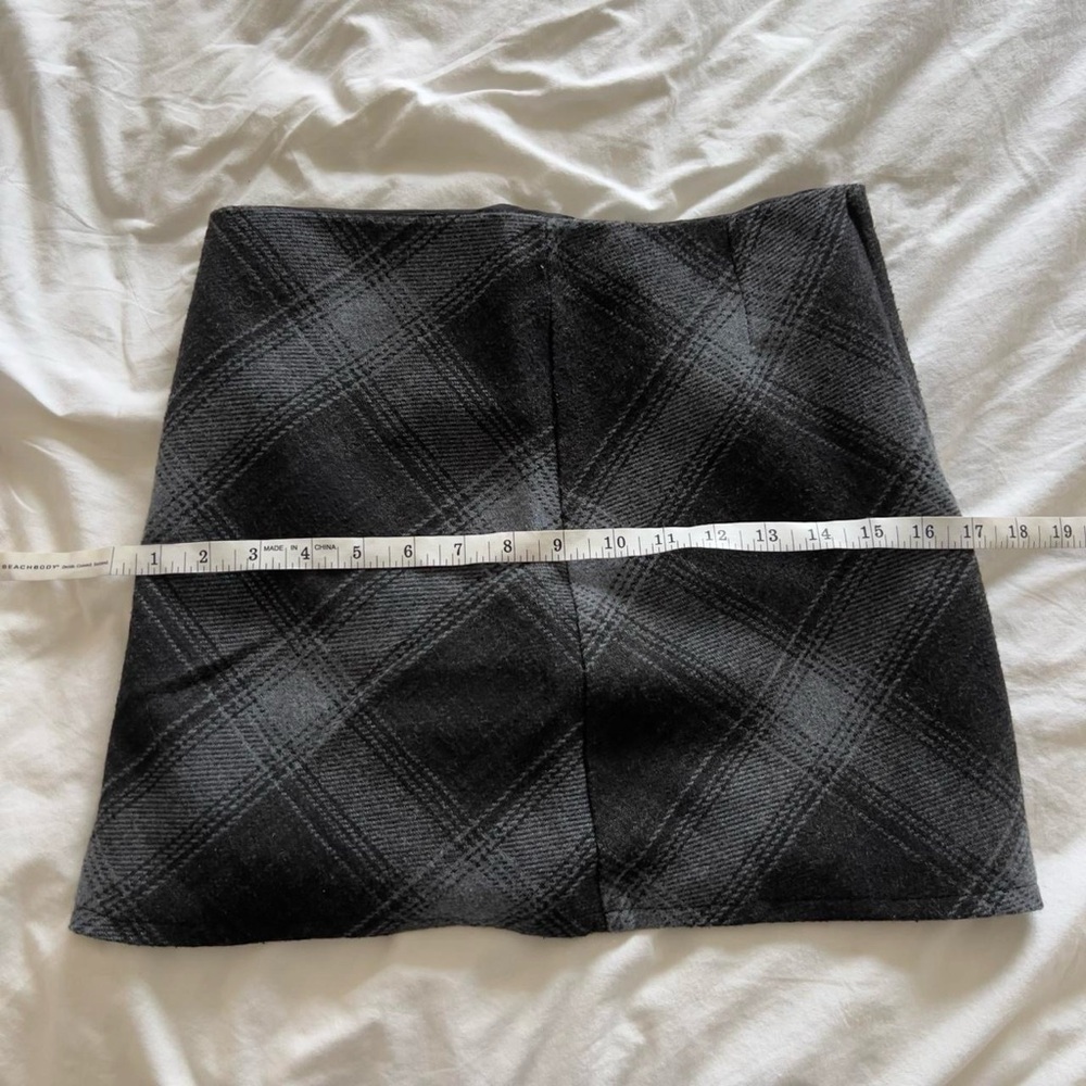Vintage 90s Dynamite Black Plaid Mini Skirt - Picture 4 of 8